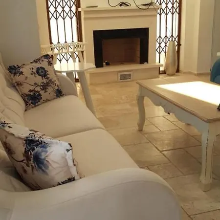 Oezel Havuzlu Villa Belek *